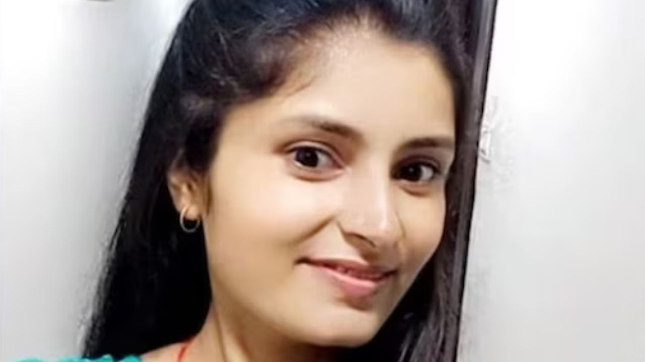 Archana Tiwari.