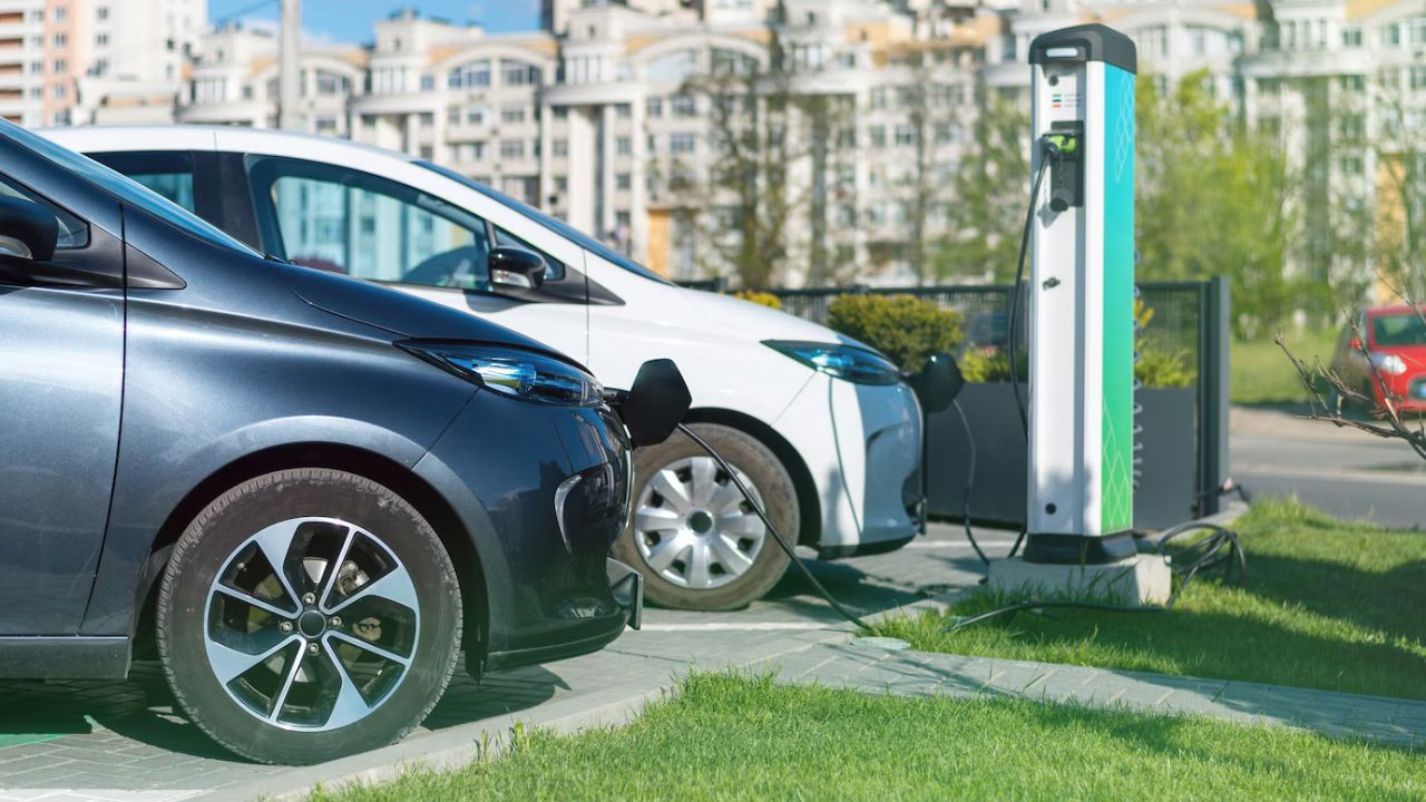For what reasons are Electric Vehicles becoming everyones choice