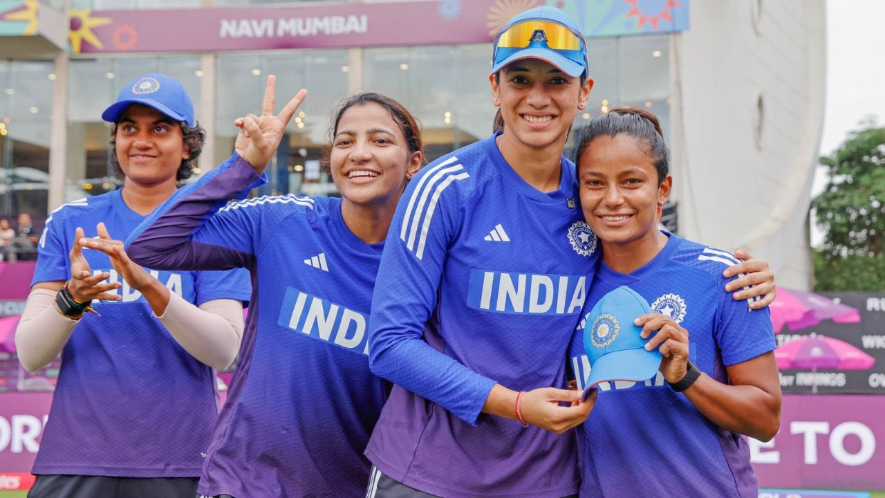 Smriti Mandhana and Uma Chetry
