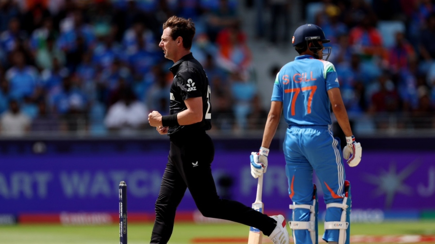 Matt Henry vs India