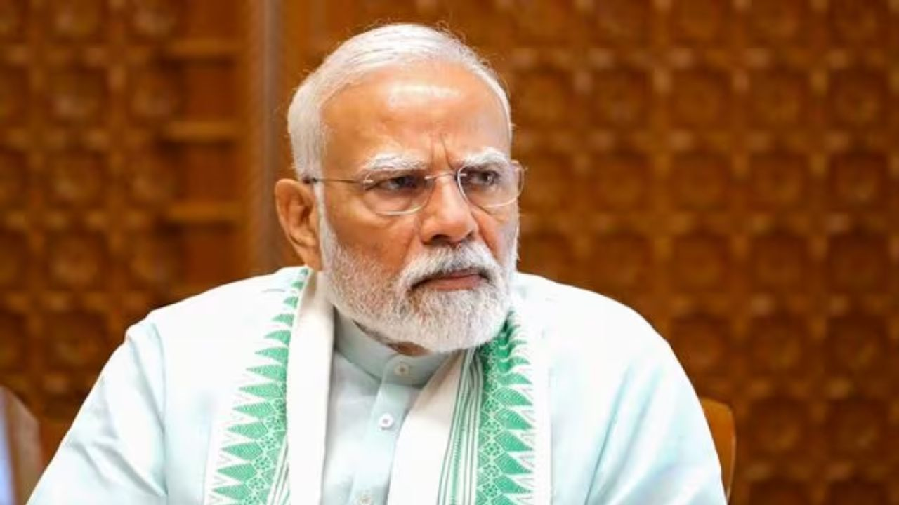 नरेंद्र मोदी । Photo Credit: PTI