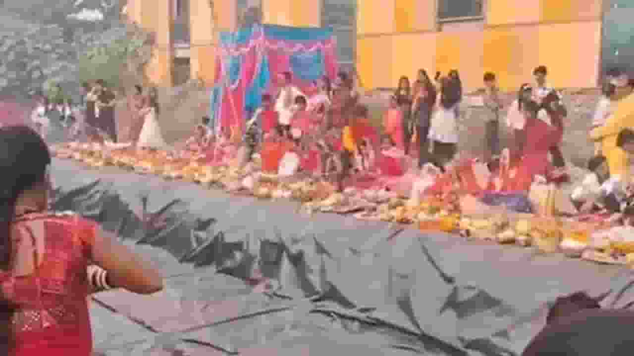 delhi chhat ghat in geeta colony