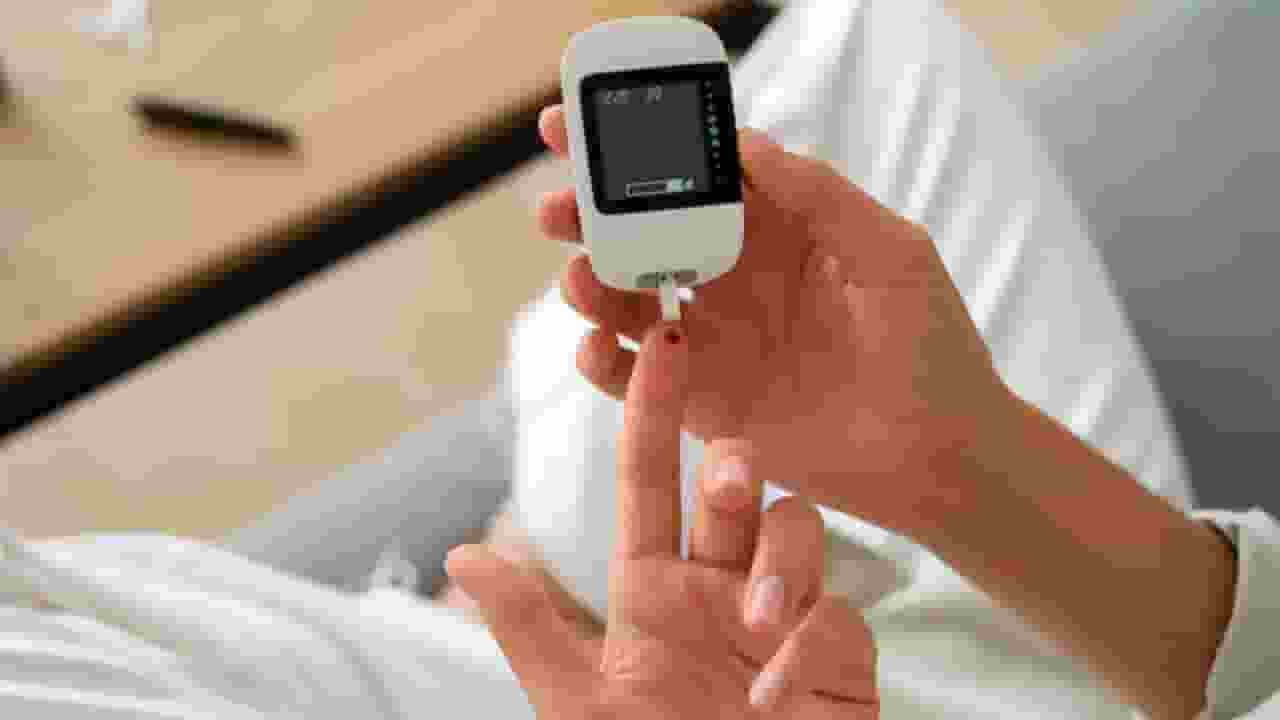 ways to check blood sugar level