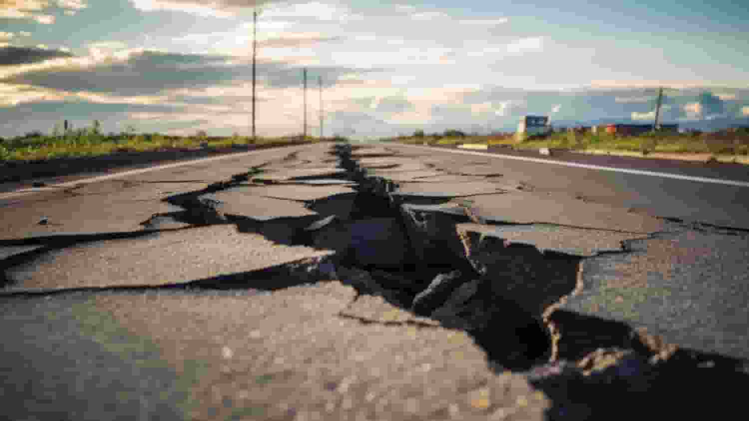 EARTHQUAKE 