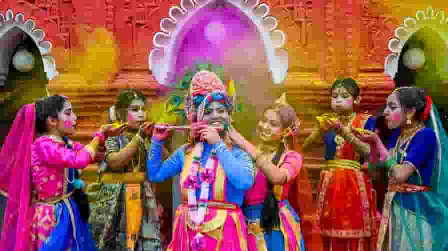ladies at holi