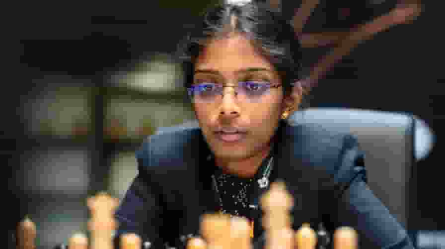 R Vaishali Chess Player