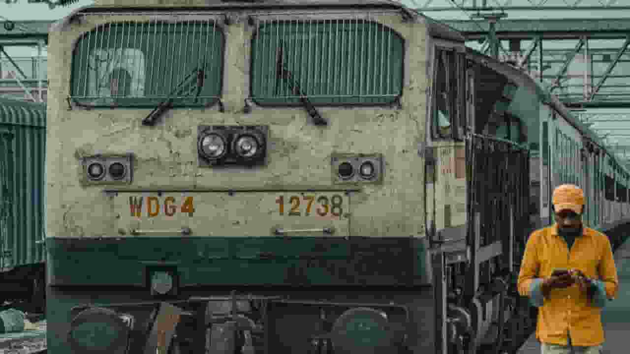 Bihar Three teenagers killed by train