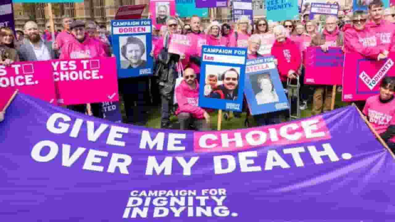 people protesting for right to death