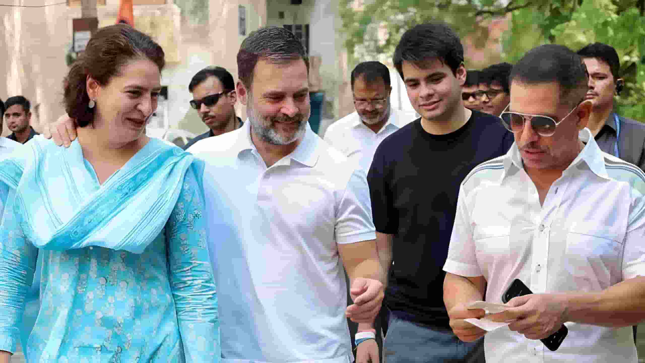 Robert Vadra with Family 