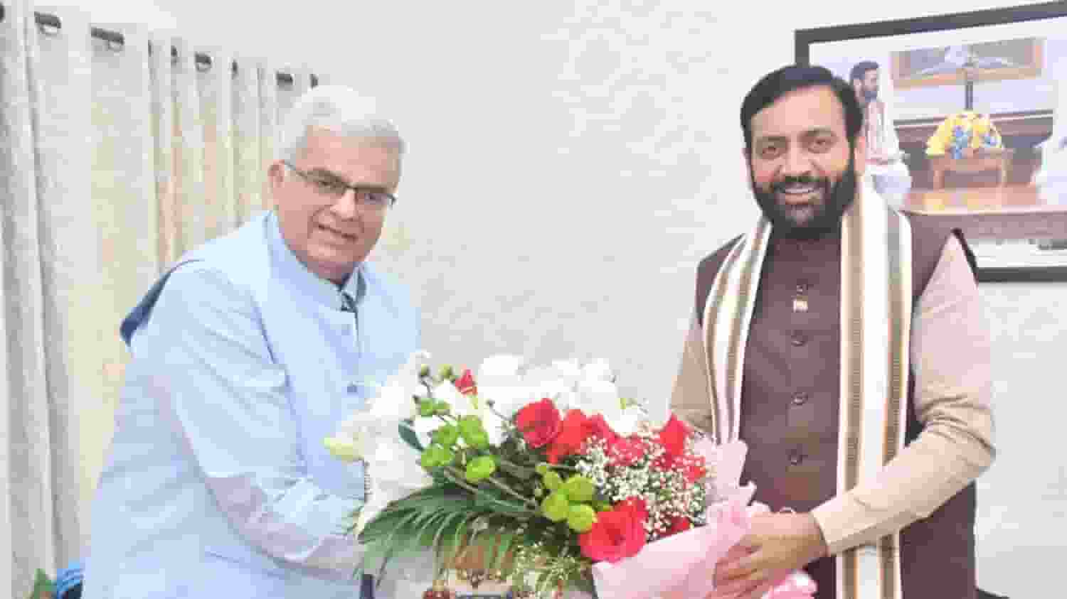 Sanjeev Kaushal met with CM Nayab Saini 