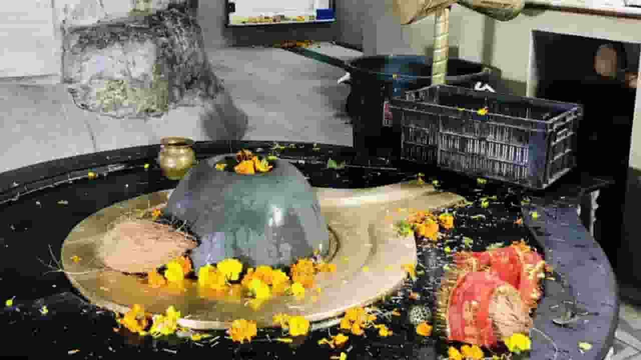Tapkeshwar Temple.
