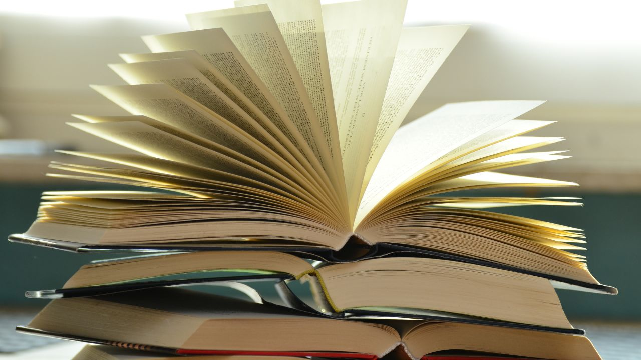 'क्रूर और अत्याचारी थे मुगल', NCERT की 8वीं की नई किताब में क्या है? ncert books