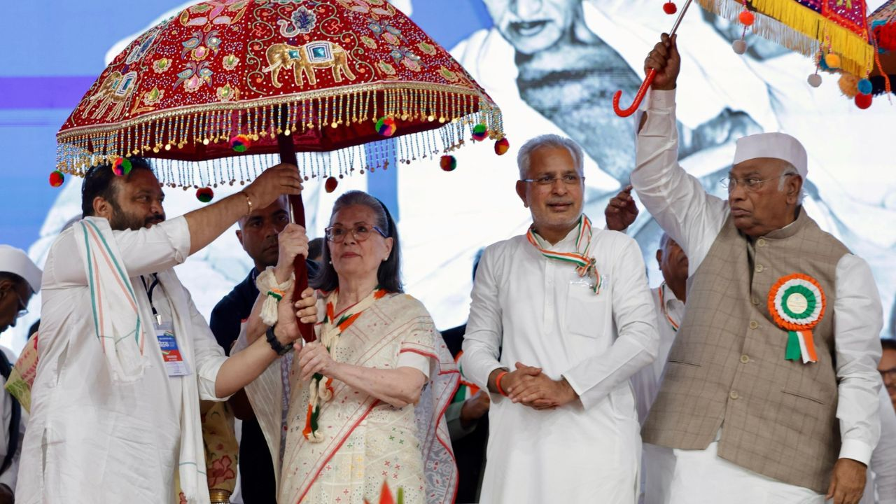 संगठन 'सरकार' से बड़ा है, BJP ने मान लिया, कांग्रेस कब मानेगी? Congress