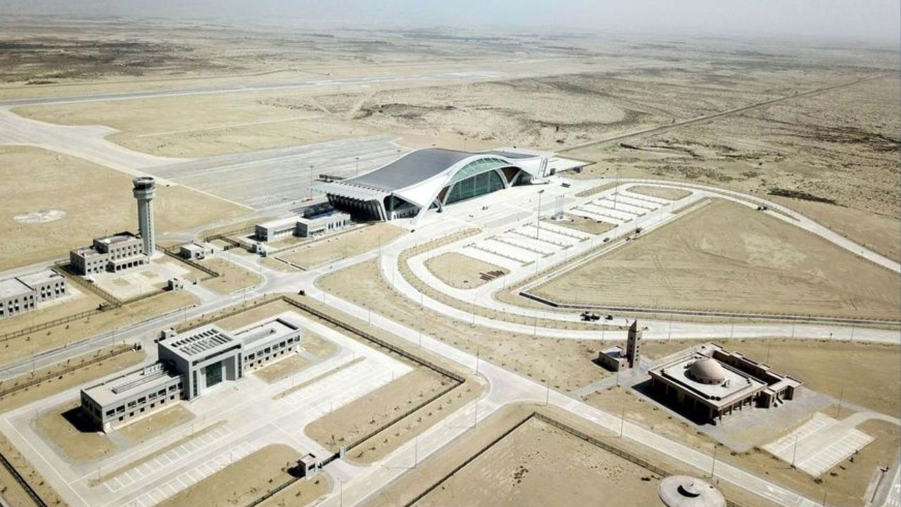 चीन की पाकिस्तान परस्ती में बलूचिस्तान कितनी बड़ी वजह? पूरी कहानी Gwadar International Airport