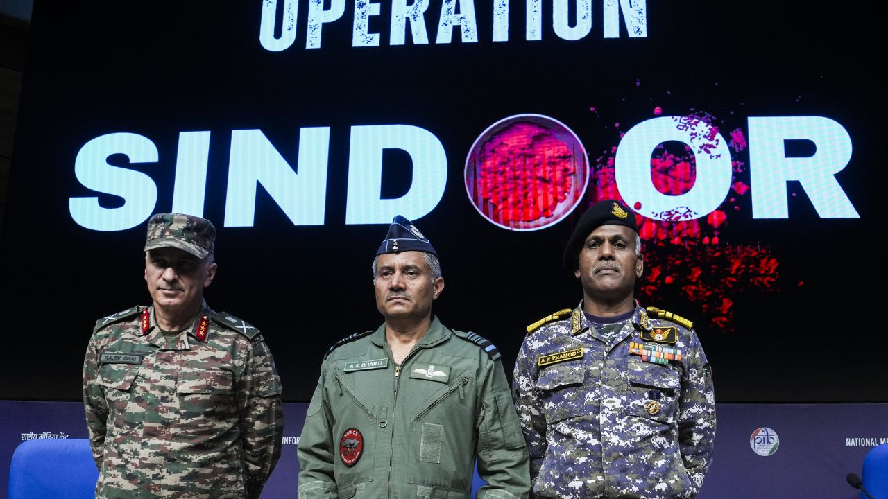 पाकिस्तान पर 'भारी' पड़ गया भारत, NYT ने खोली PAK सेना की पोल! india pakistan