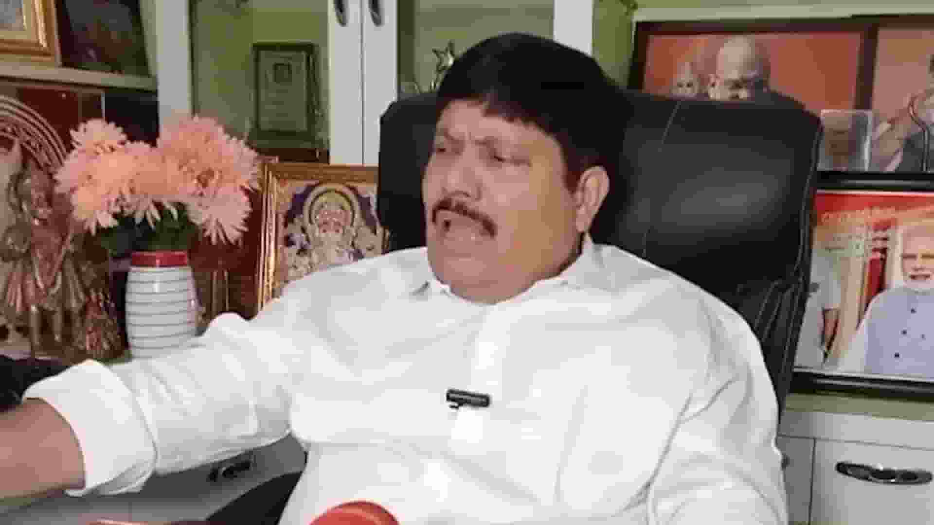 'बंगाल के युवा करें नेपाल जैसा प्रोटेस्ट', बीजेपी नेता के बयान पर बवाल Arjun Singh