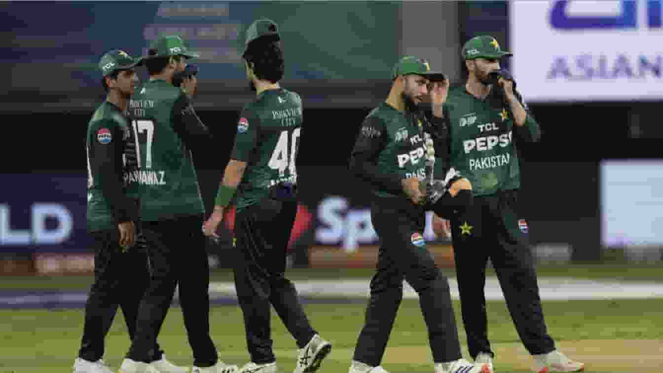 बॉयकॉट की धमकी देकर प्रैक्टिस करती रही टीम, पाकिस्तान चाहता क्या है? Pakistan Cricket Team