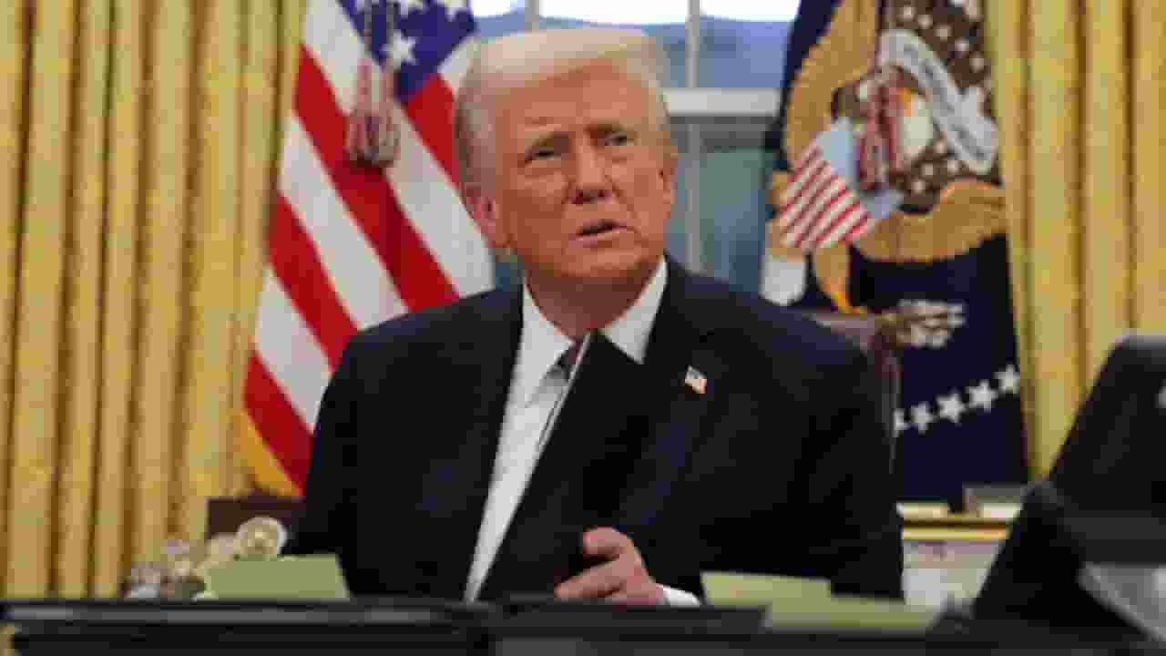 H-1B वीजा महंगा हुआ, डोनाल्ड ट्रंप के नए फैसले की पूरी कहानी Donald Trump