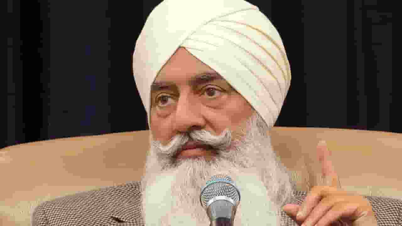 राधास्वामी प्रमुख गुरिंदर सिंह ढिल्लों ने बिक्रम मजीठिया से की मुलाकात baba gurinder singh dhillon। Photo Credit: AI Generated