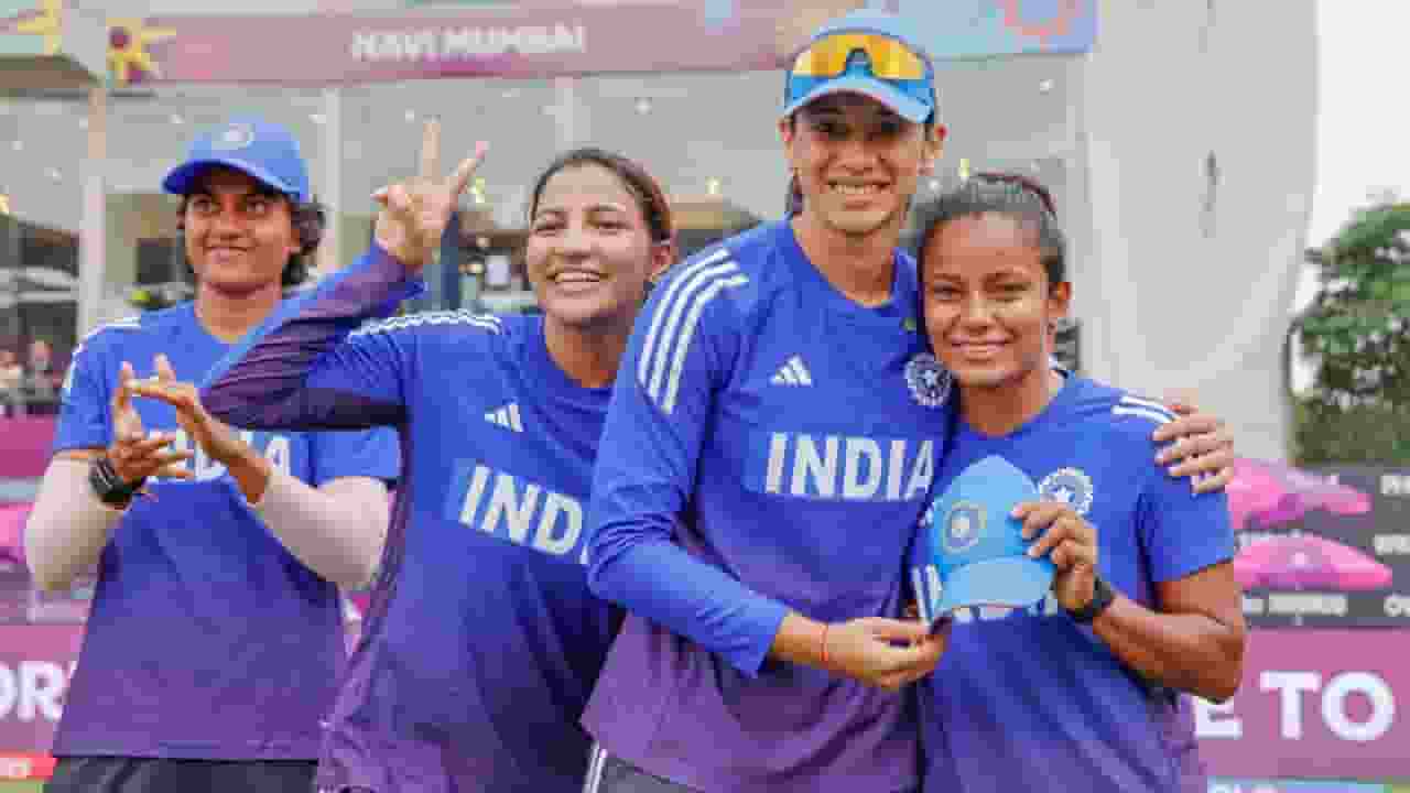 Smriti Mandhana and Uma Chetry