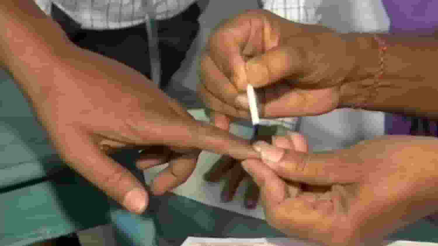 संपत्ति के मामले में BJP सबसे आगे, इतने उम्मीदवारों पर आपराधिक मामले Maharashtra assembly election 2024