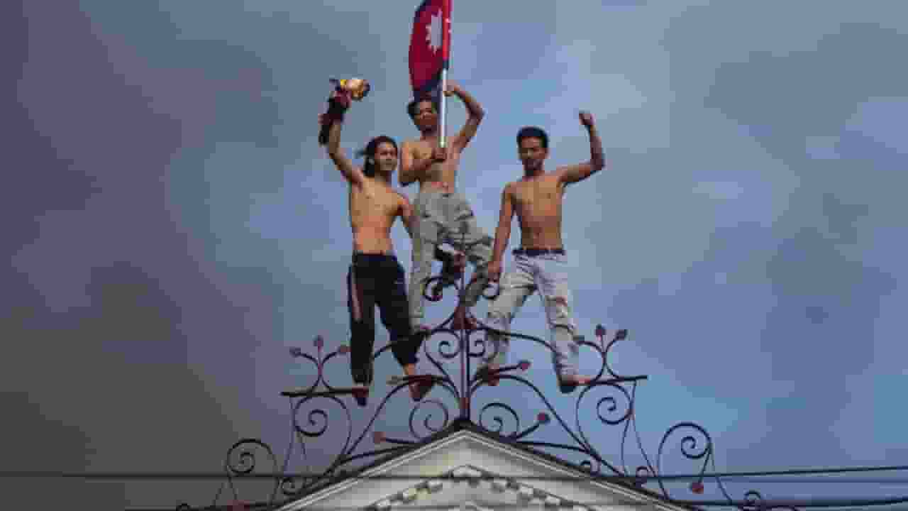 नेपाल संकट: पूर्व पीएम को पीटा, घर फूंका; पढ़ें अब तक के अपडेट्स Representational Image । Photo Credit: PTI