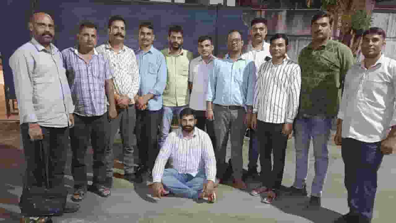 राजस्थान: पूर्व NSG कमांडो 200KG गांजा के साथ गिरफ्तार, चलाता था रैकेट NSG commando Bajrang Singh