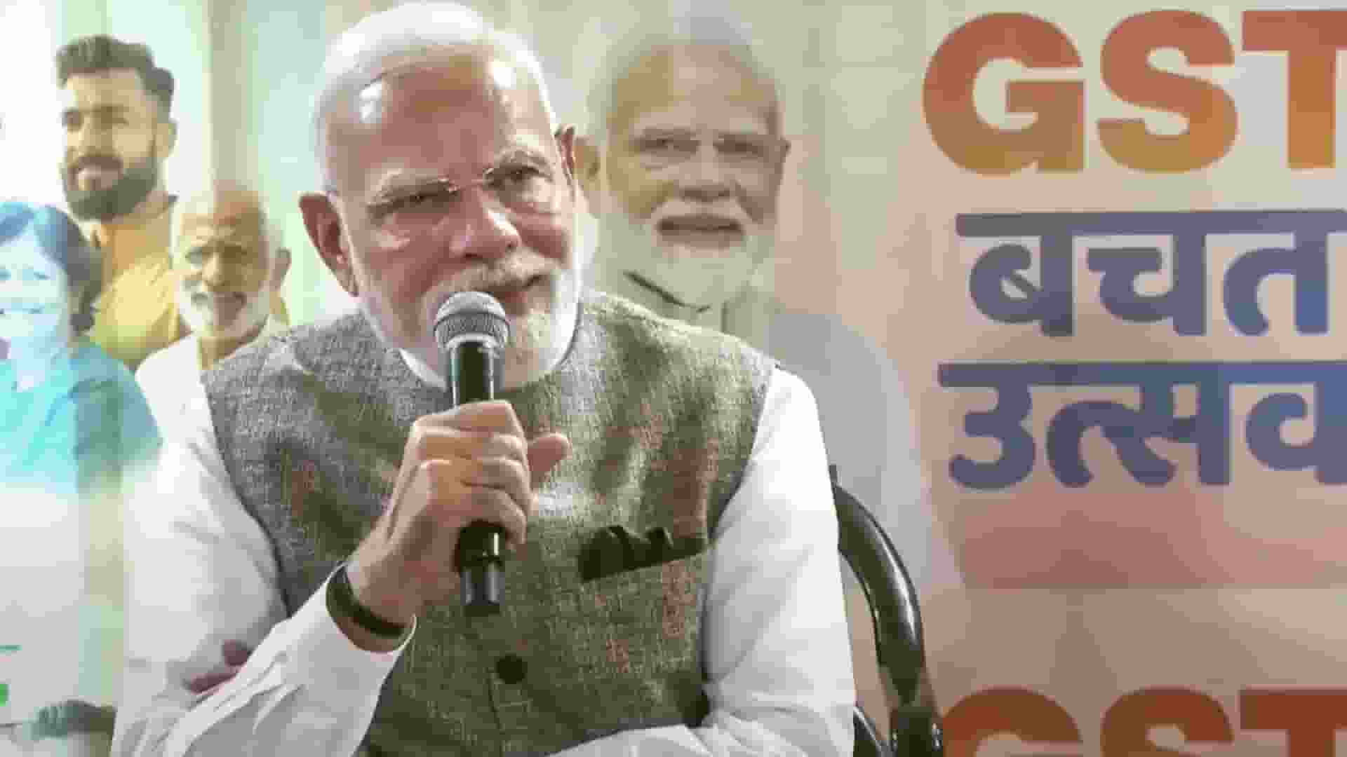 GST में बदलाव, सरकार के 'बचत उत्सव' पर क्या कह रही जनता? PM Modi