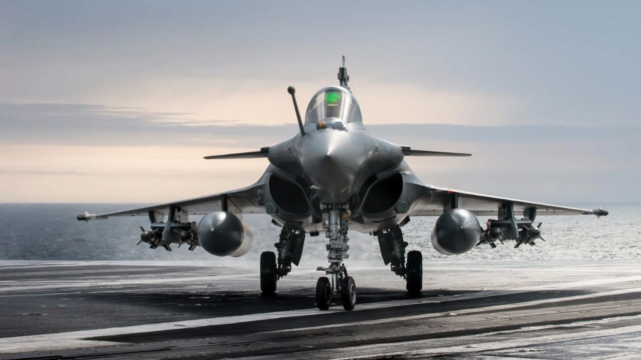 भारत आएंगे 26 राफेल मरीन, फाइटर जेट की सबसे बड़ी डील की पूरी कहानी rafale marine
