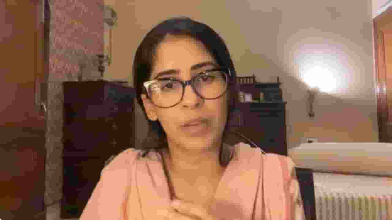 'किसी को भेजकर एक साथ मरवा दीजिए', भानवी सिंह की बेटी की योगी से अपील Raghavi Kumari । Photo Credit: Screengrab